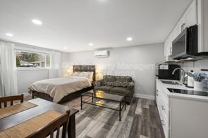 featured image of 1017 N 12th St