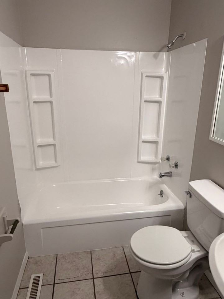 5400 Cove Ave - Photo 6 of 10