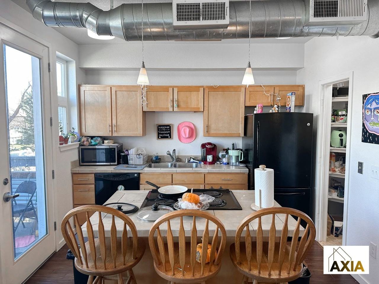 Landmark Lofts - Photo 4 of 10