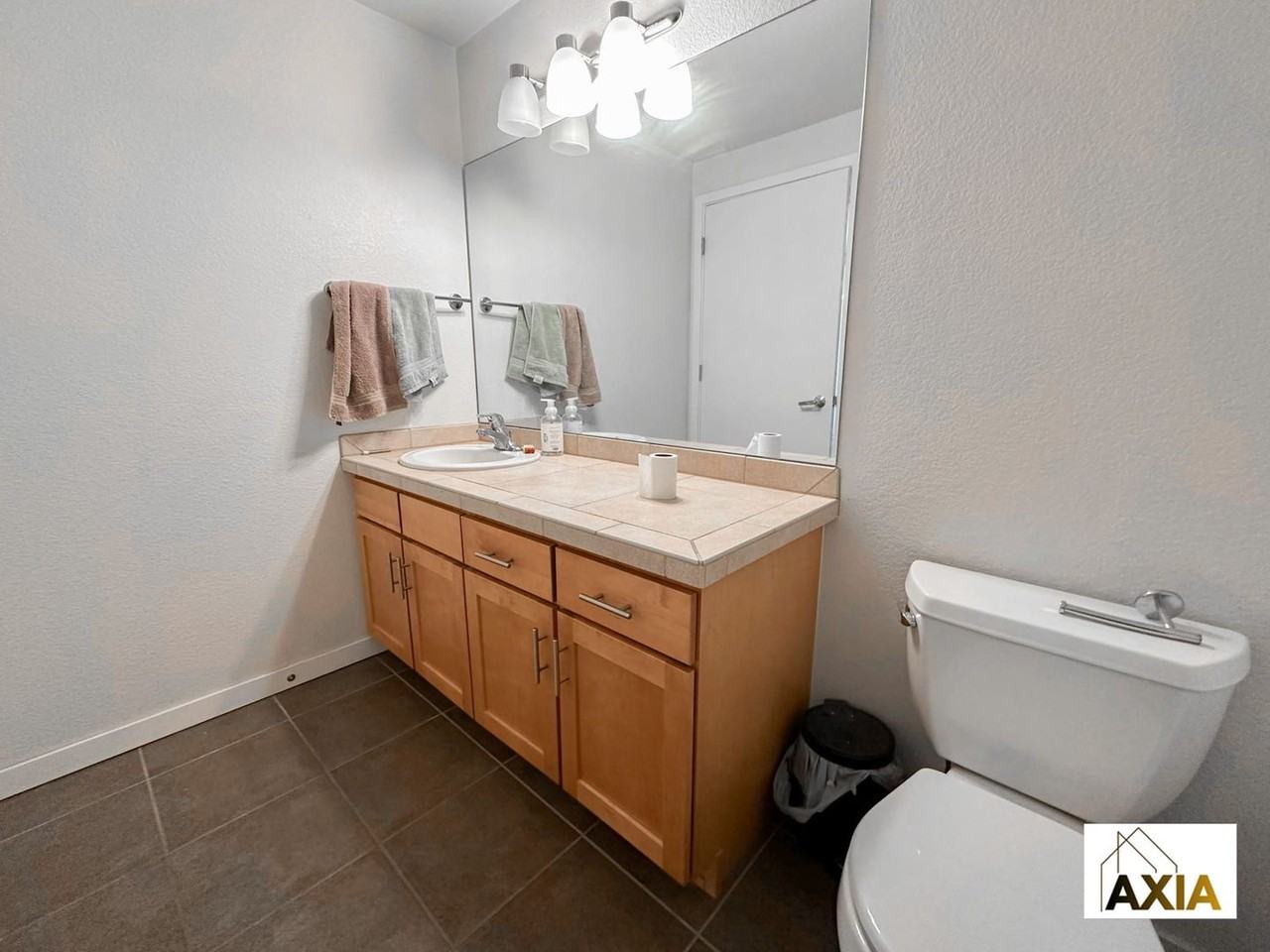 Landmark Lofts - Photo 5 of 10