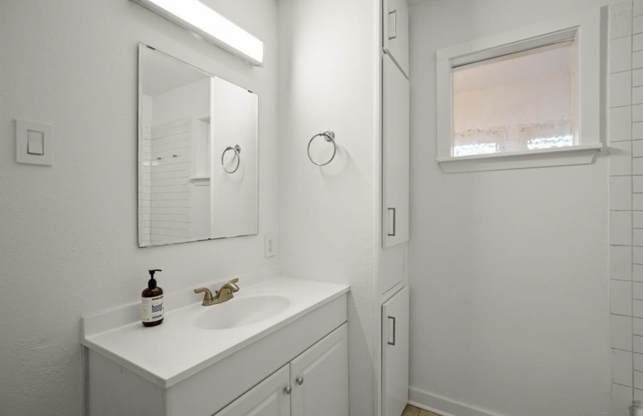 2303 E Side Dr #219 - Photo 4 of 15