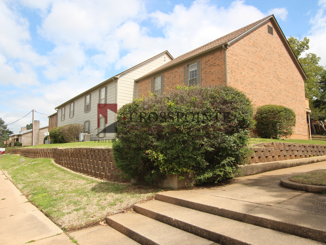 Wyndham Hill Apartments conveniently located in Southeast Tyler - Photo 2 of 39