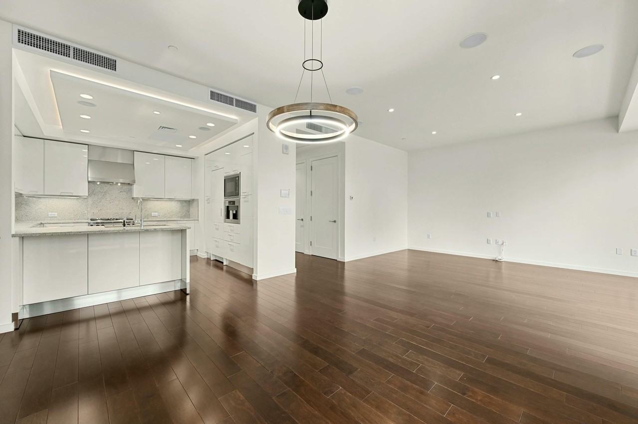 200 S Congress Ave #24B - Photo 4 of 21