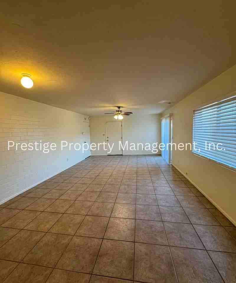 2525 N Alvernon Way #B4 - Photo 7 of 22