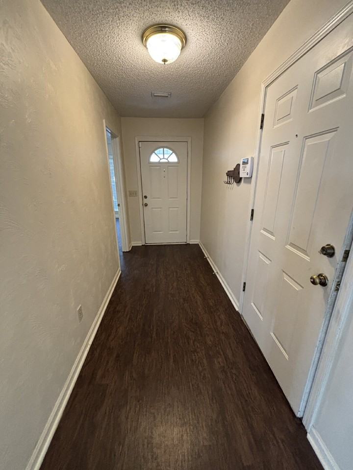 113 Woodleigh Rd - Photo 2 of 16