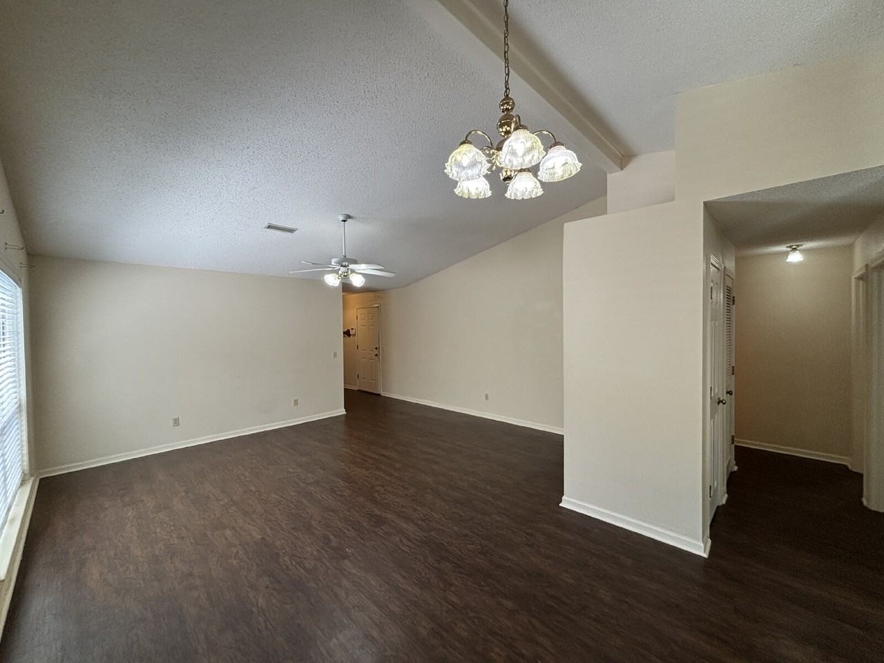 113 Woodleigh Rd - Photo 4 of 16