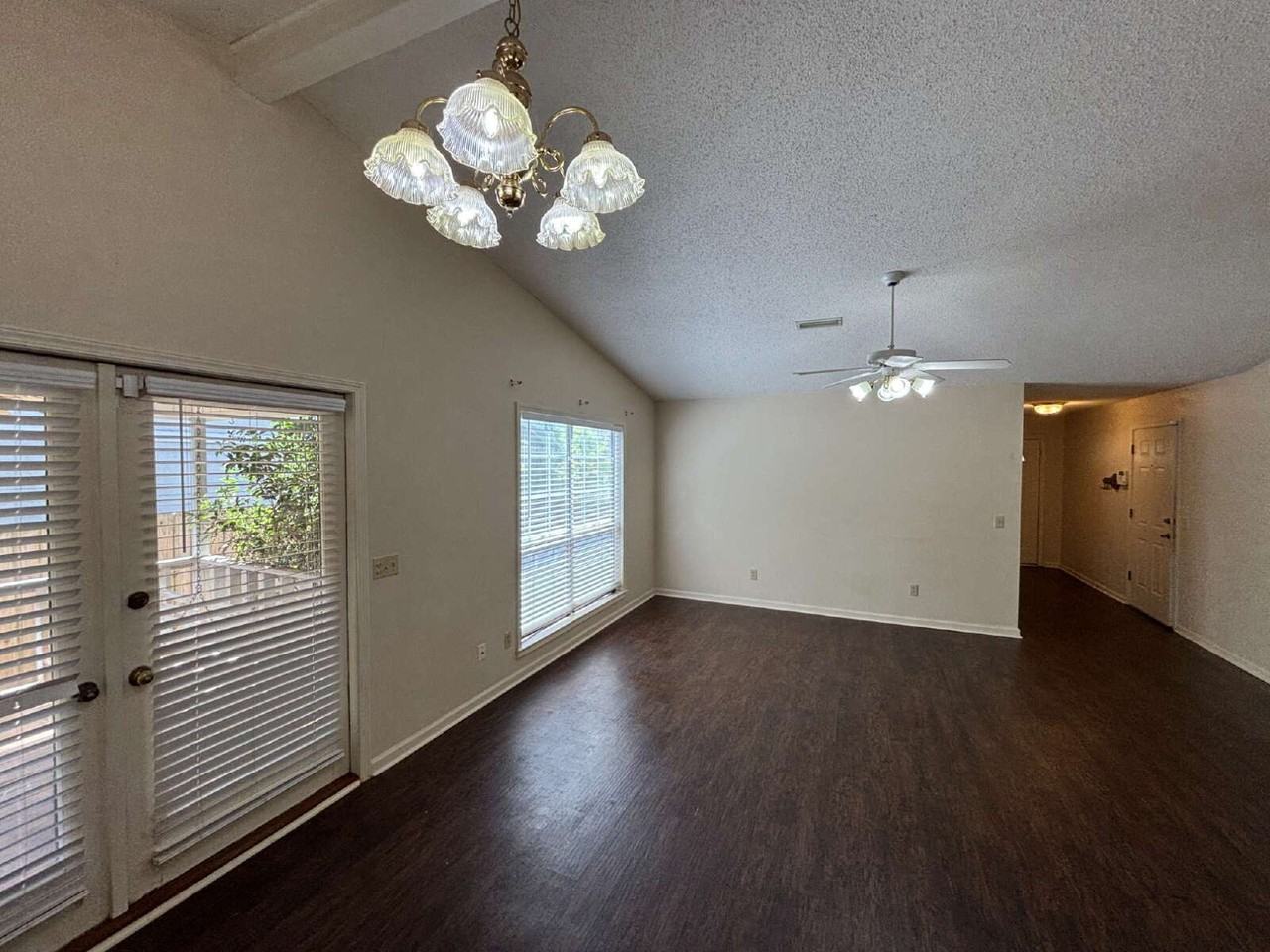 113 Woodleigh Rd - Photo 5 of 16