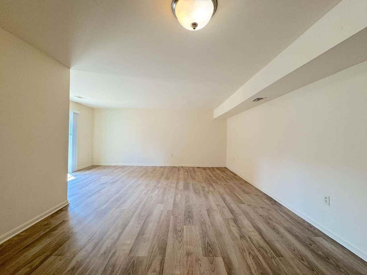 4538 Conwell Dr - Photo 5 of 18