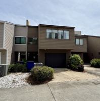 featured image of 300 Cherry St Apt 4 #Apt 4