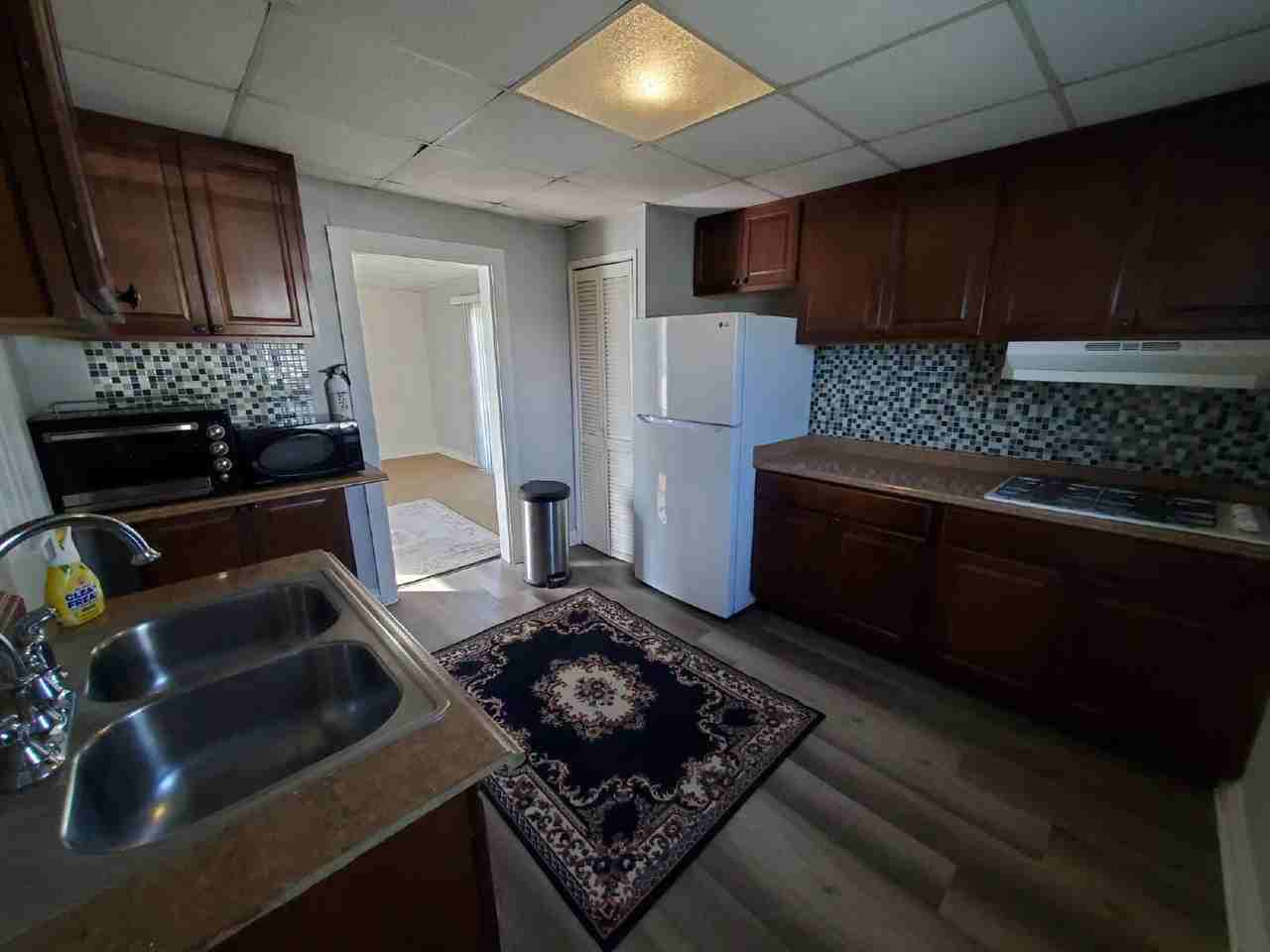 176 Berkley Rd - Photo 3 of 13