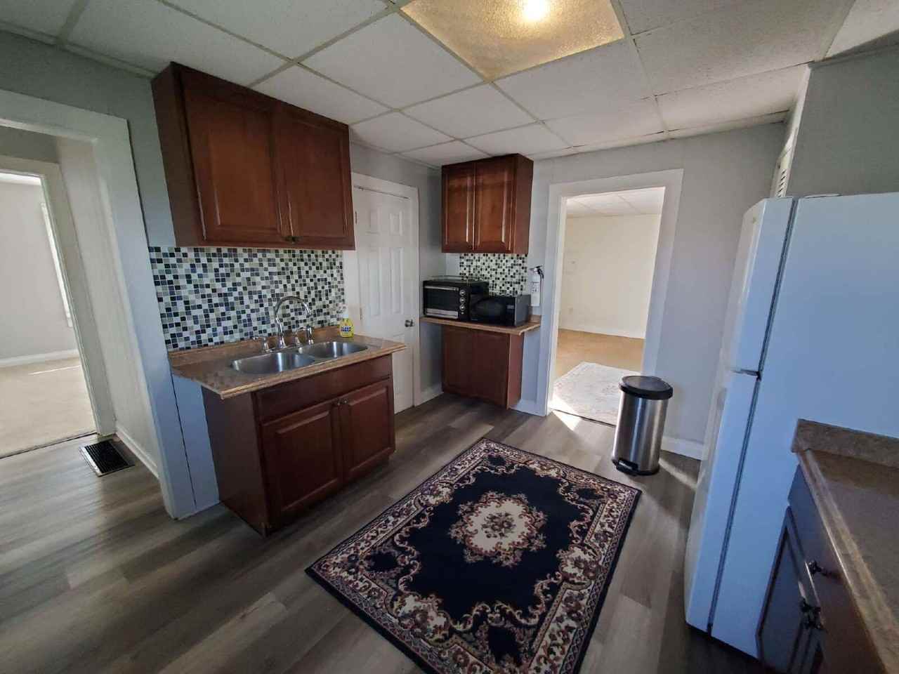 176 Berkley Rd - Photo 4 of 13