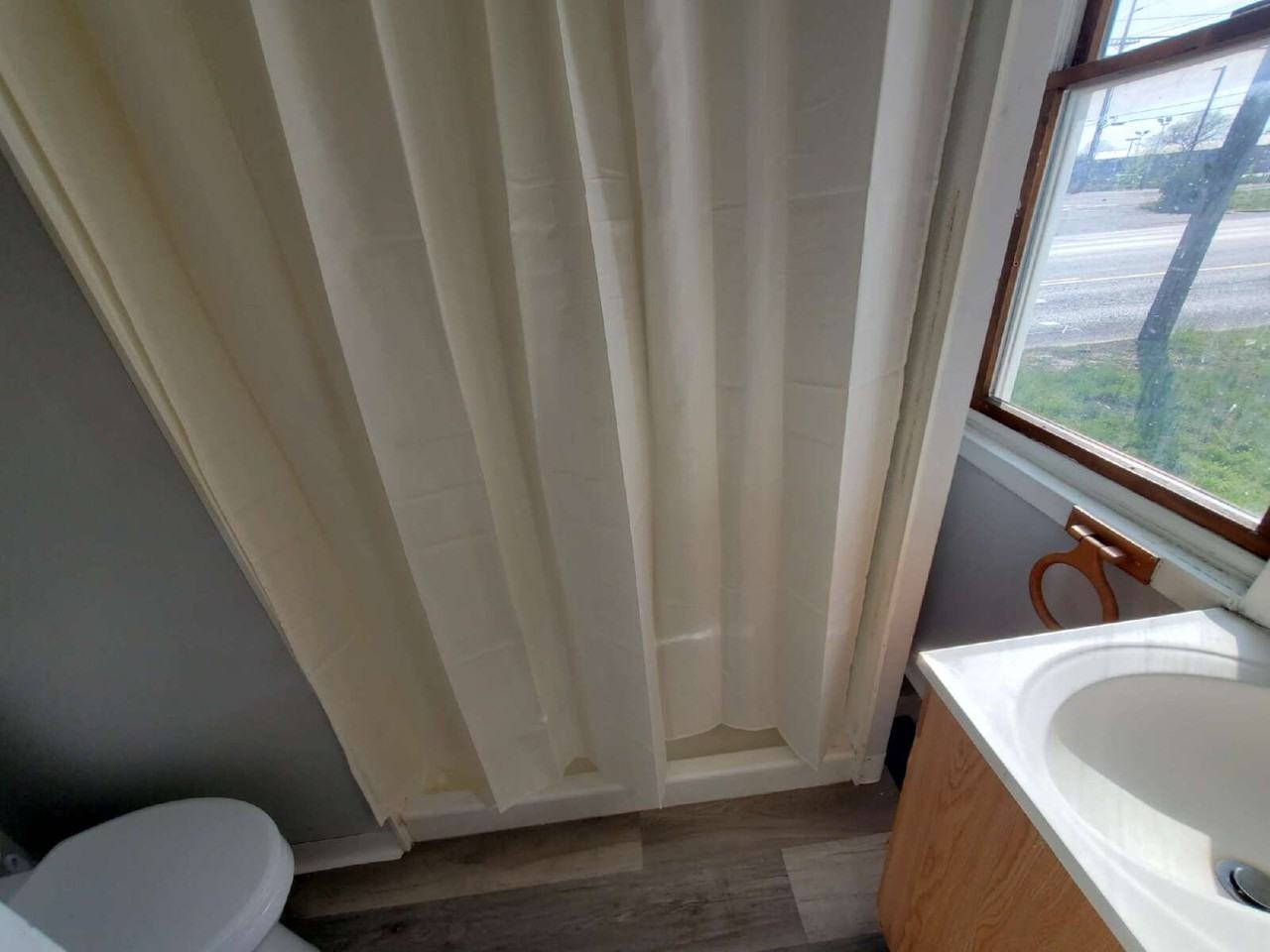 176 Berkley Rd - Photo 7 of 13