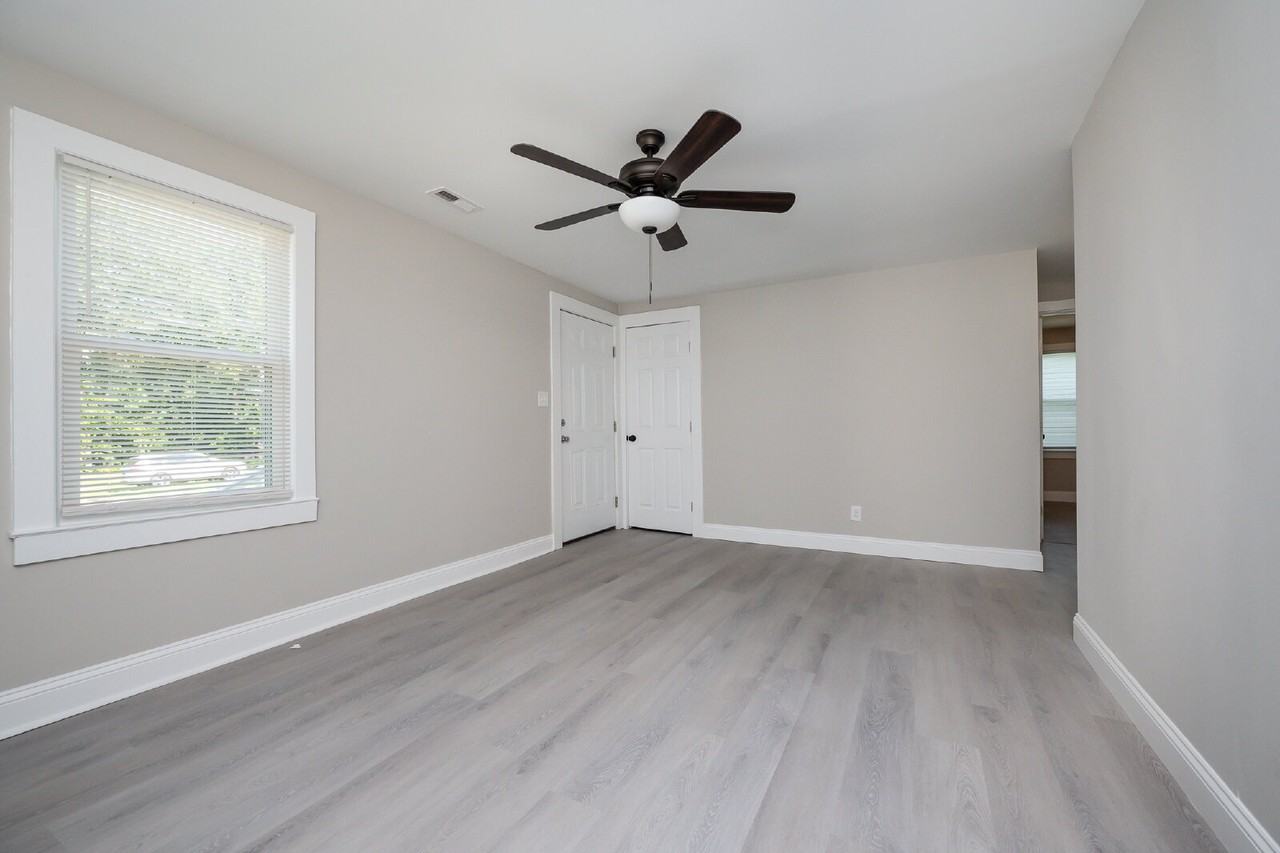 446 Bethlehem Dr - Photo 7 of 21