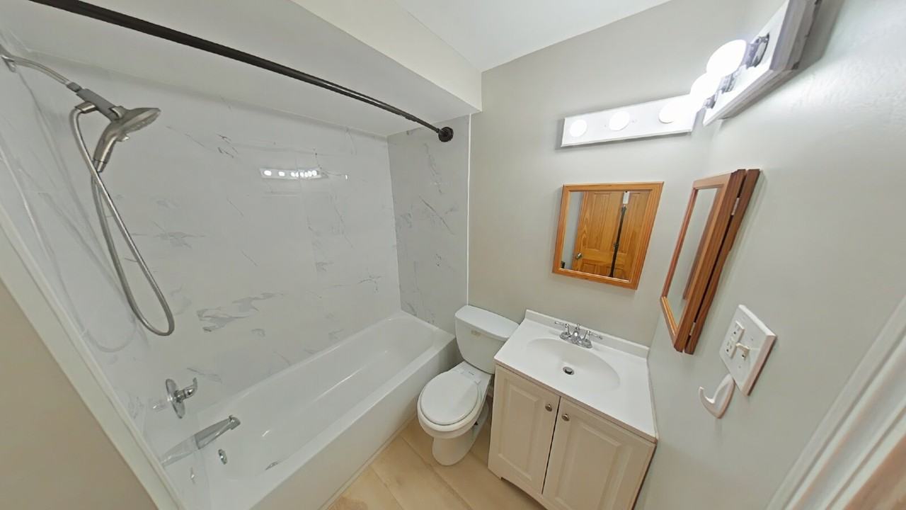 21836 Alger St - Photo 7 of 10