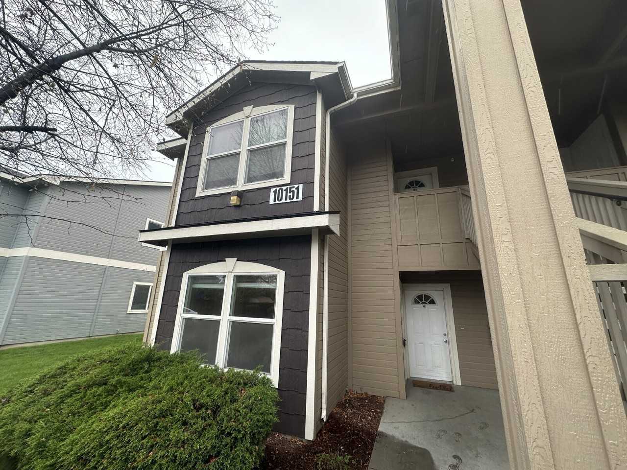 10151 W Rifleman Ln - Photo 2 of 33