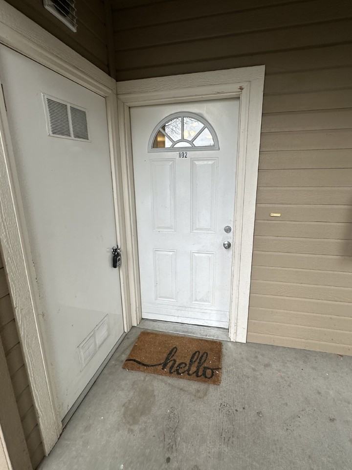 10151 W Rifleman Ln - Photo 3 of 33