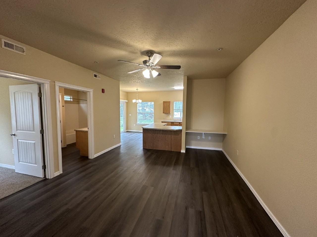 10151 W Rifleman Ln - Photo 5 of 33