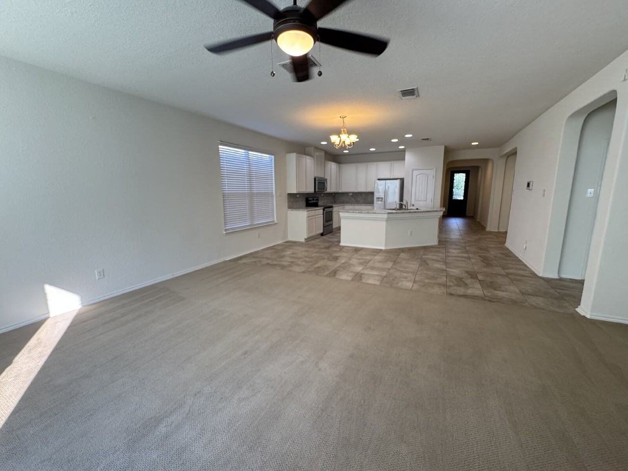 128 Landmark Park - Photo 4 of 19