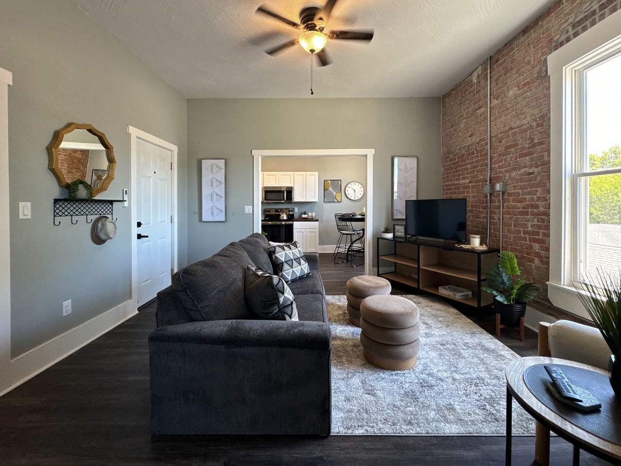 South Avenue Lofts - Photo 5 of 26