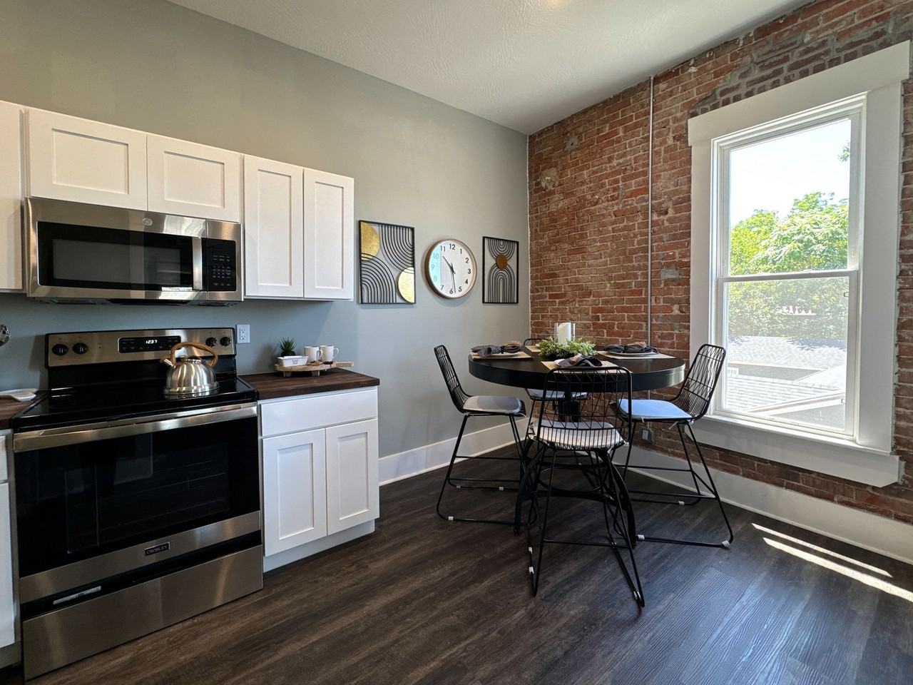 South Avenue Lofts - Photo 6 of 26