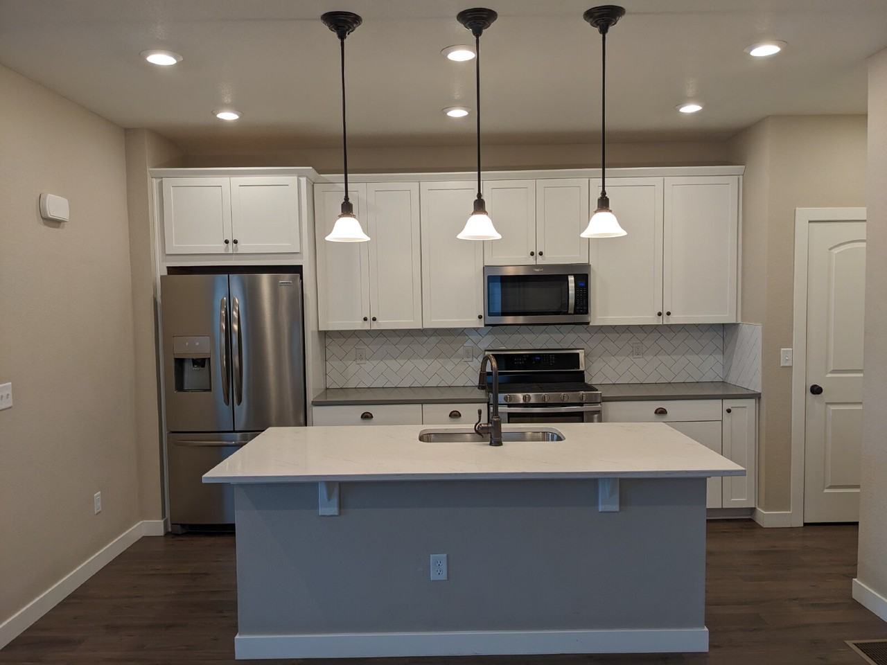 217 W Jamison Ct - Photo 7 of 27