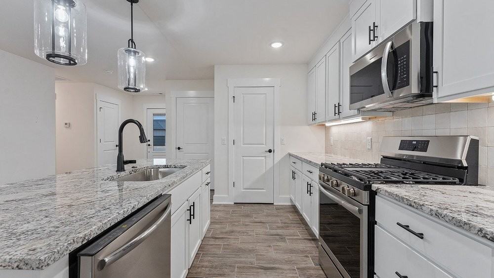 116 N Panther Ave - Photo 4 of 20