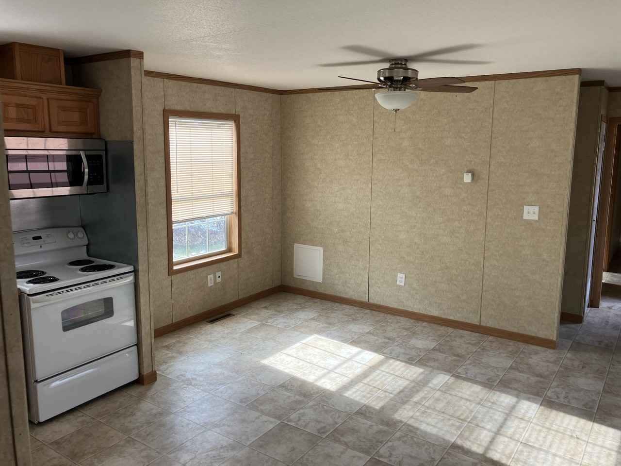 2115 Hwye #19 - Photo 2 of 9