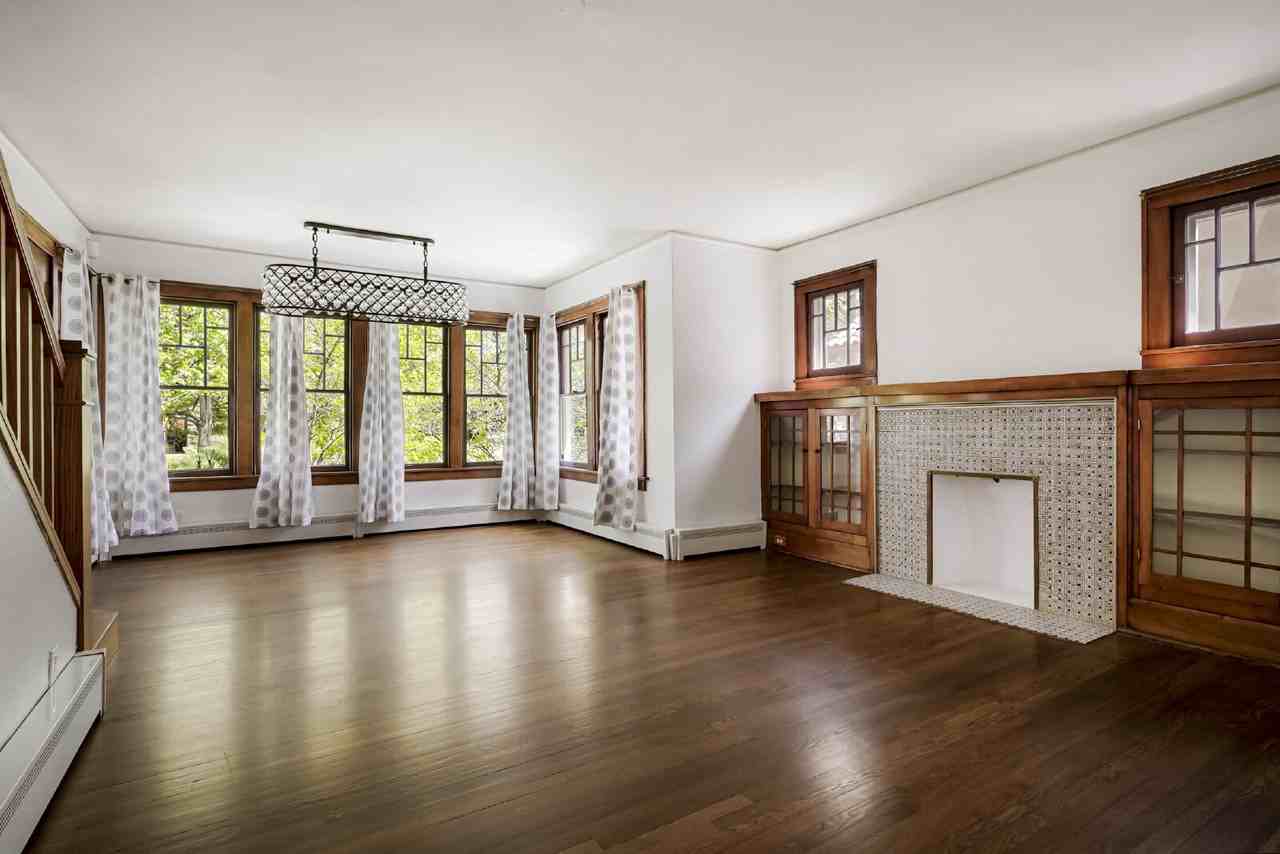 771 Steele St - Photo 4 of 36