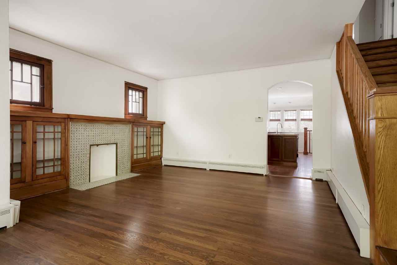 771 Steele St - Photo 6 of 36