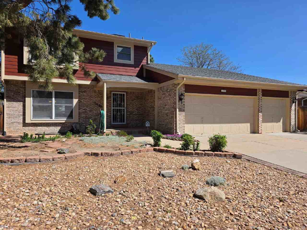 13995 E Idaho Pl - Photo 2 of 35