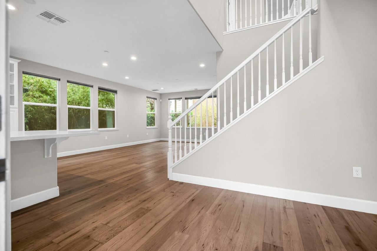 1713 Cannery Loop - Photo 2 of 31