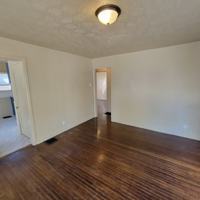 featured image of 1702 Winfield Ave