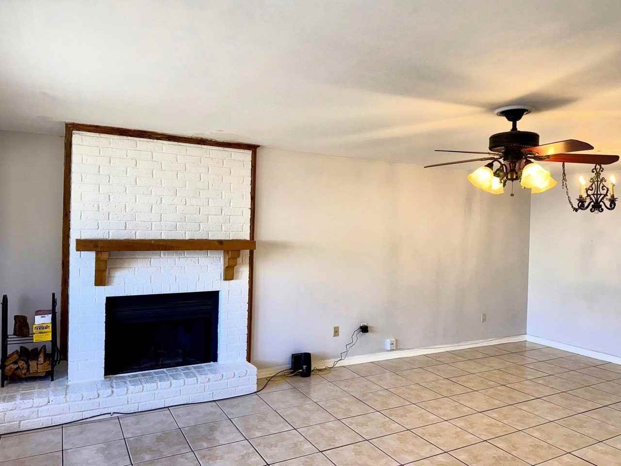 3 Hollycrest Blvd - Photo 3 of 25