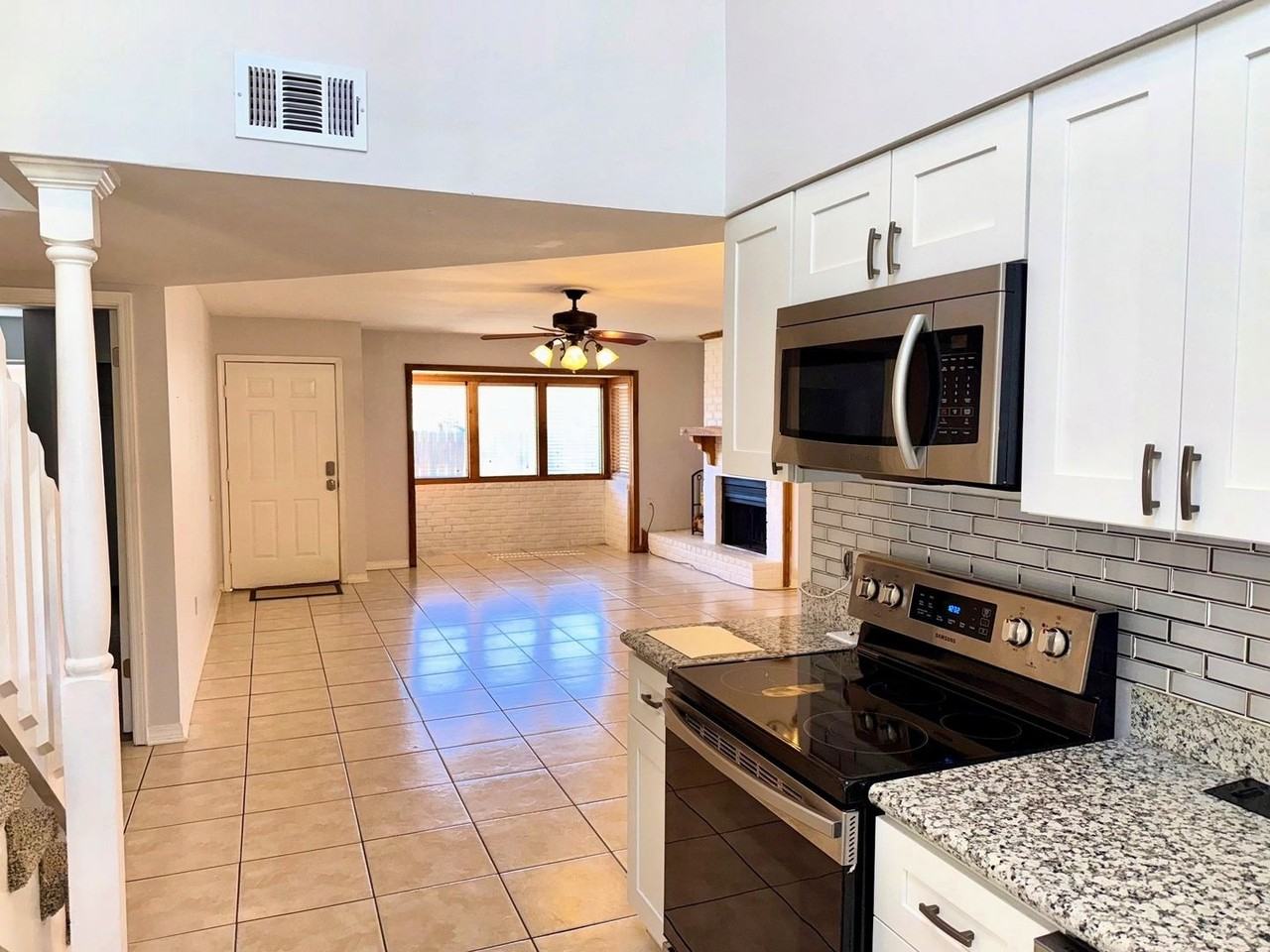 3 Hollycrest Blvd - Photo 5 of 25