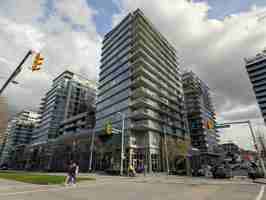 featured image of 1708 Columbia St #304