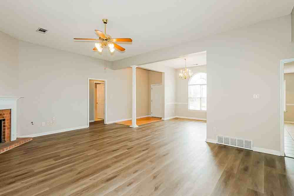 10352 Walden Pine Ct - Photo 5 of 16