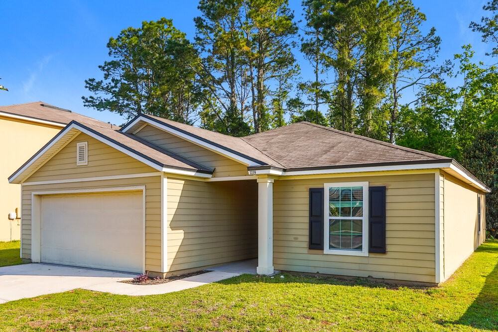 2236 Crystal Cove Dr - Photo 3 of 16