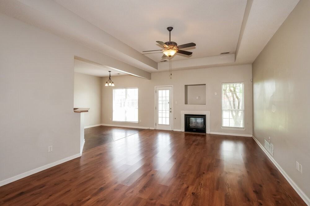 8426 Linda Shore Cv - Photo 5 of 16