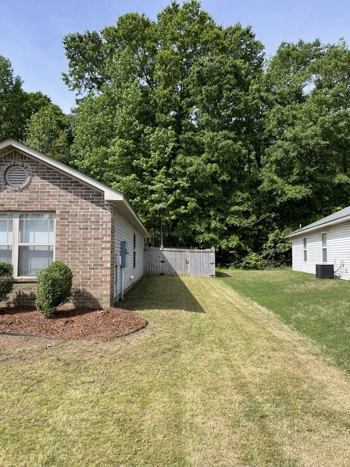 73 Angel Ct - Photo 3 of 19