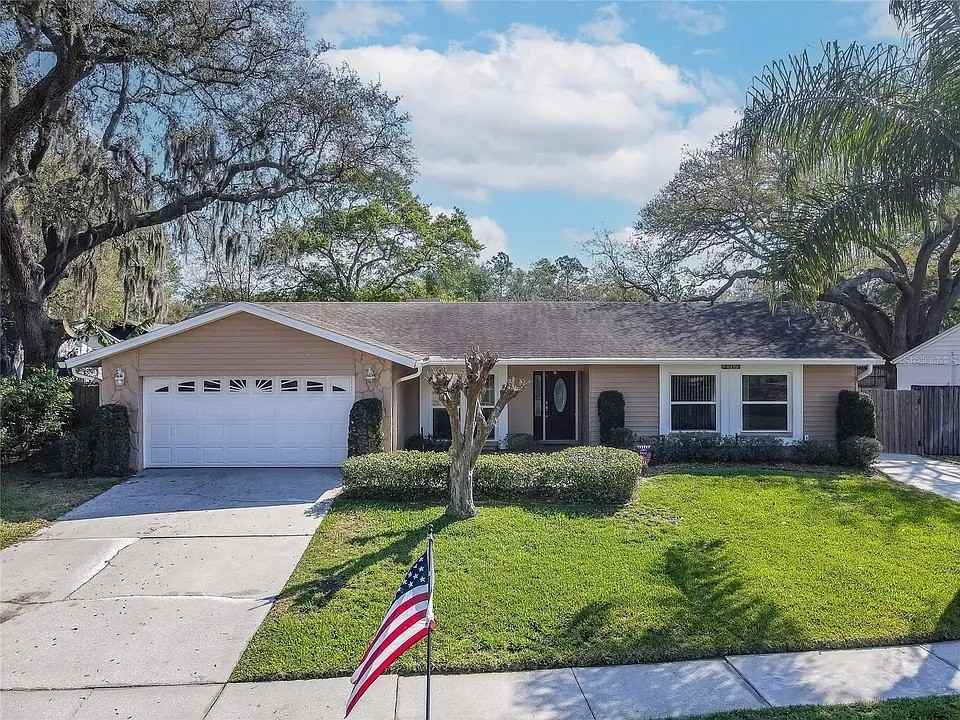 9403 Bellhaven St - Photo 2 of 12