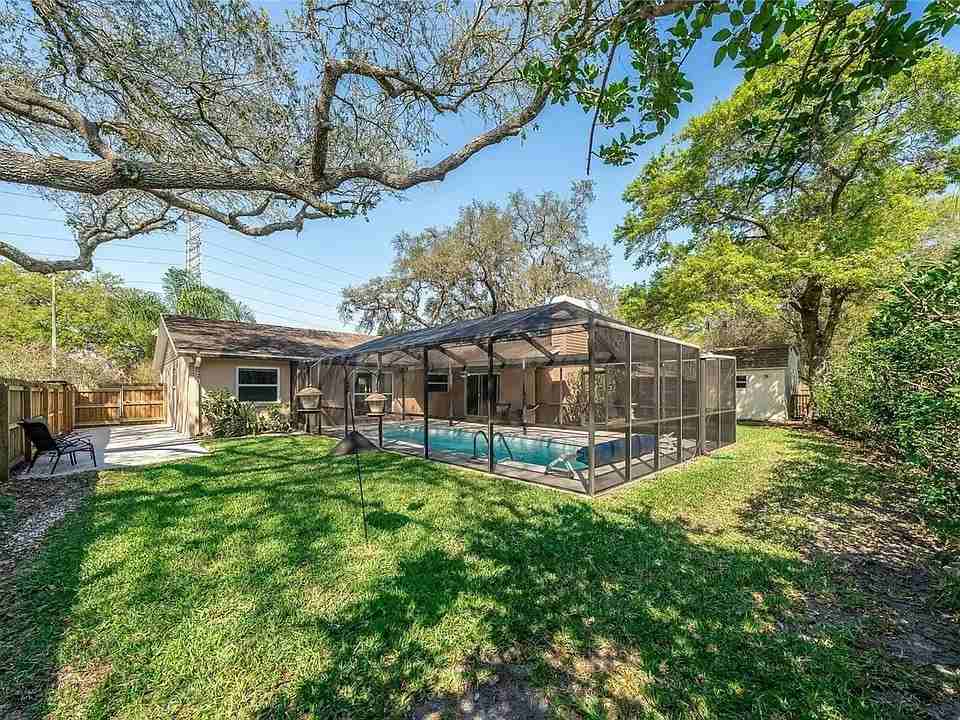 9403 Bellhaven St - Photo 3 of 12