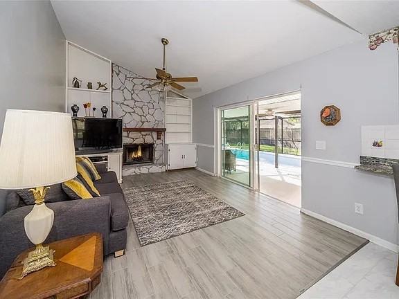 9403 Bellhaven St - Photo 6 of 12