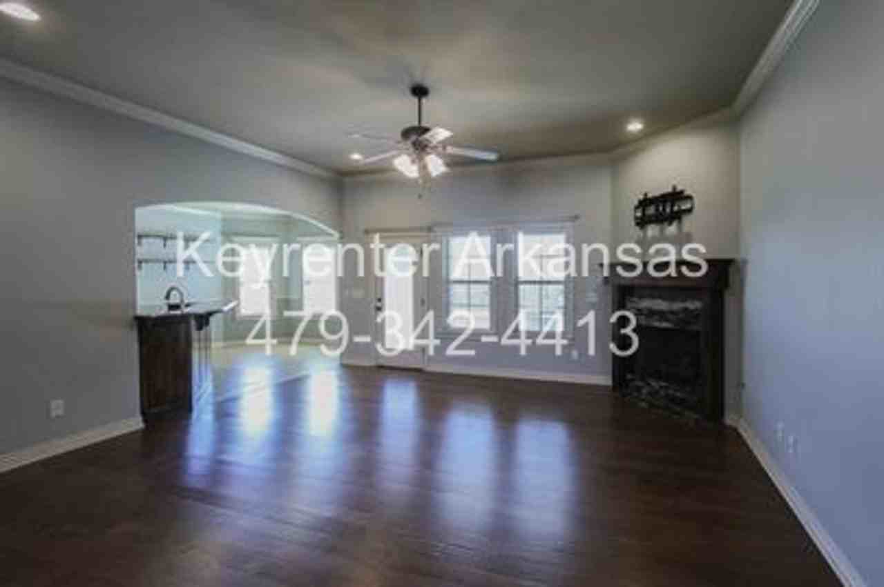 2703 Sw Joshua Ave - Photo 7 of 22