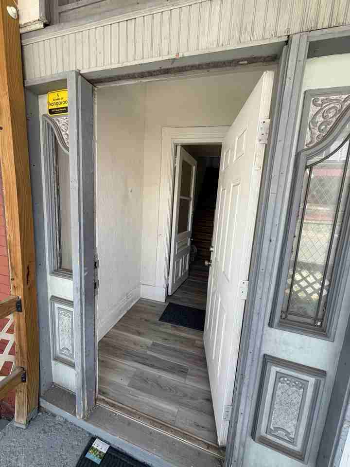 3209 Julietmain Unit - Photo 4 of 13