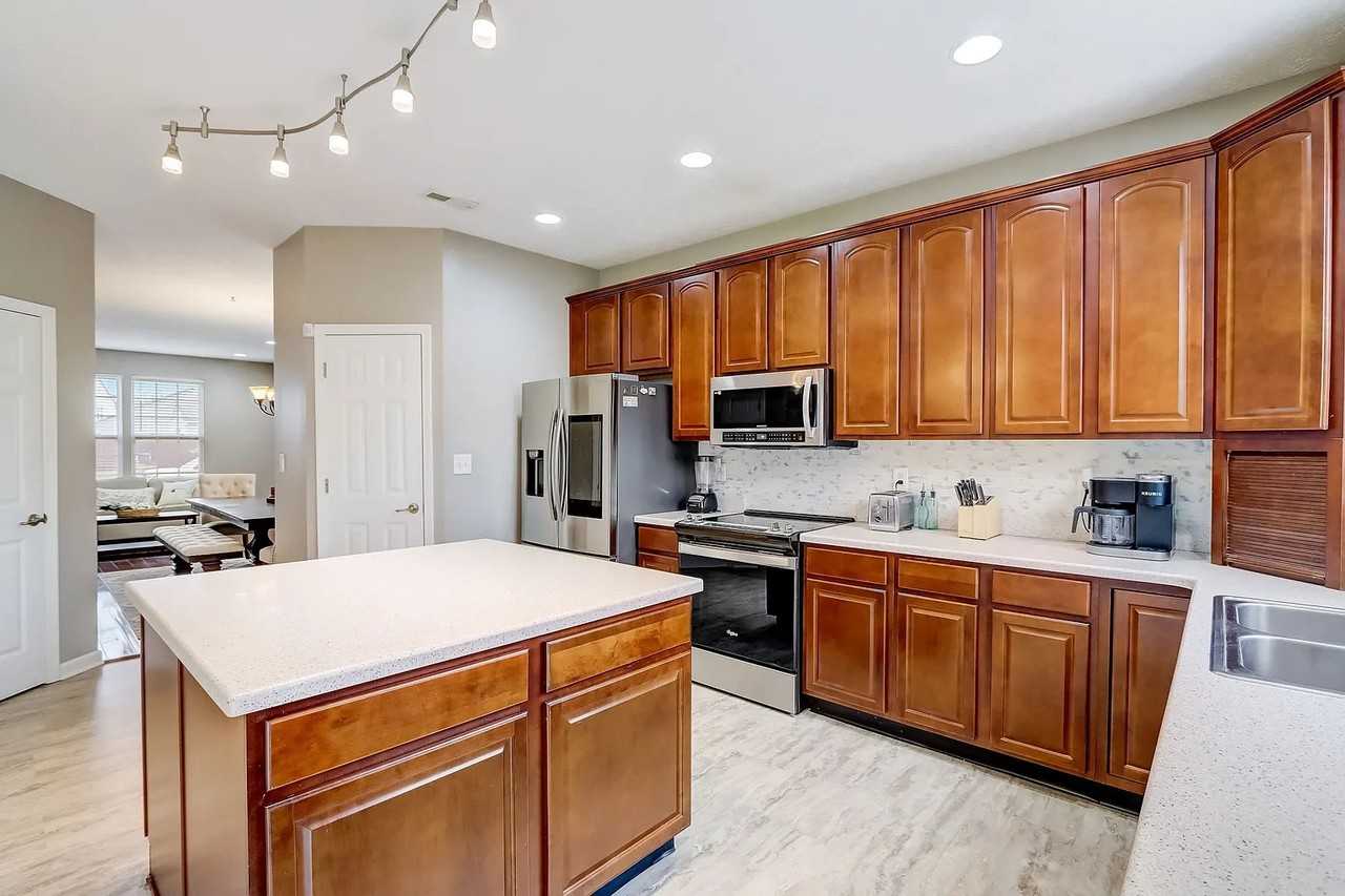 17 Fillmore Way #NA - Photo 6 of 37