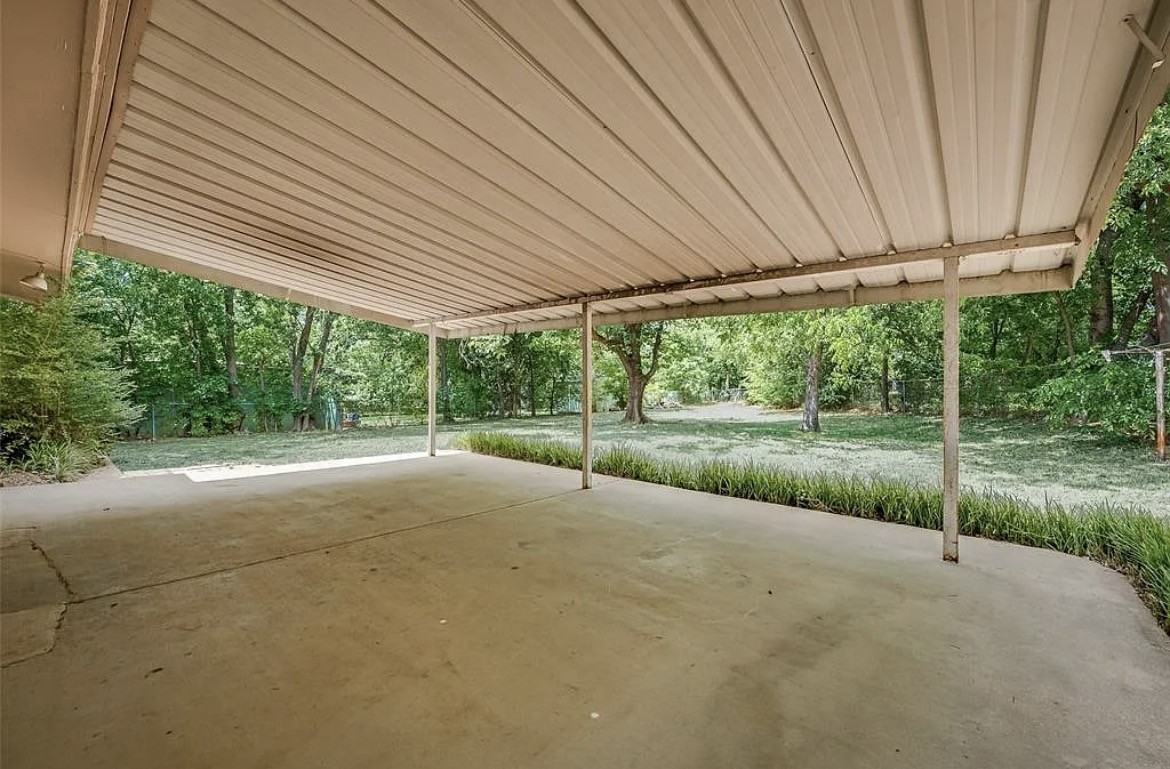 4904 Odessa Ave #NA - Photo 4 of 19