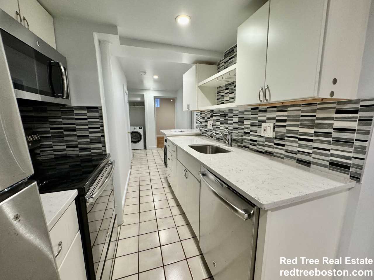 145 Chiswick Rd #8
