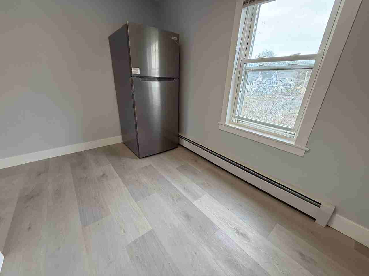 22 Beacon St #2 - Photo 5 of 11