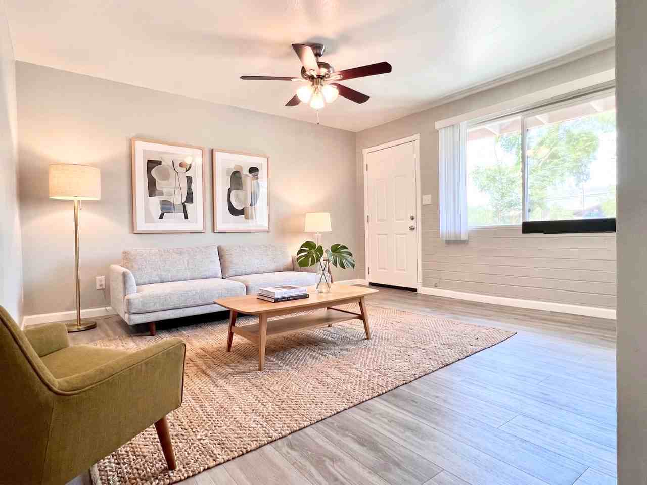 704 W 5th St #710D - Photo 3 of 15