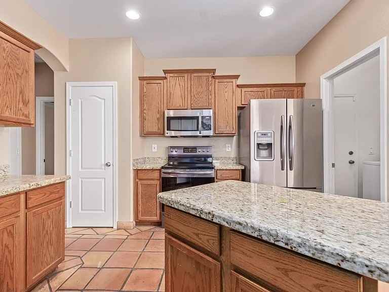 10213 W Cordes Rd #NA - Photo 2 of 10